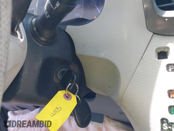 2013 Toyota Sienna XLE AAS with VIN 5TDYK3DC7DS299024, listed as a IAAI auction lot 42055130 with 349,520 mi miles. Bid and sale history available at carsss.com. Image 11.