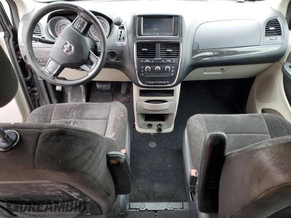 2012 Dodge Grand Caravan SE with VIN 2C4RDGBG4CR335206, listed as a Copart auction lot 52460645 with 191,024 mi miles and Clean Title. Bid and sale history available at DreamBid. Image 8.