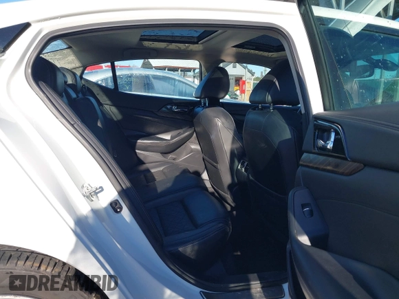 2017 Nissan Maxima SV with VIN 1N4AA6AP2HC384136, listed as a IAAI auction lot 41552763 with 89,657 mi miles and . Bid and sale history available at DreamBid. Image 8.