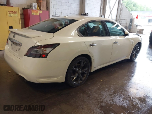 2013 Nissan Maxima SV with VIN 1N4AA5AP6DC804257, listed as a IAAI auction lot 42264222 with 206,818 mi miles and . Bid and sale history available at DreamBid. Image 4.