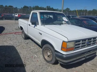 1992 Ford Ranger with VIN 1FTCR10A3NUD60462, listed as a IAAI auction lot 41726364 with 1 mi miles. Bid and sale history available at carsss.com. Image 1.