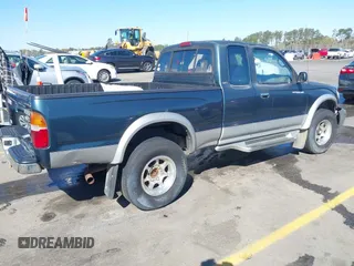 1998 Toyota Tacoma with VIN 4TAWN72N5WZ120258, listed as a IAAI auction lot 41878138 with 268,640 mi miles and . Bid and sale history available at DreamBid. Image 4.