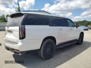 2021 Cadillac Escalade z VIN 1GYS3KKL5MR228333, wystawiony jako Copart lot #71914694 z przebiegiem Nie podano mil oraz Szkoda całkowita • Salvage title. Historia ofert i sprzedaży dostępna na DreamBid. Obrazek 3.