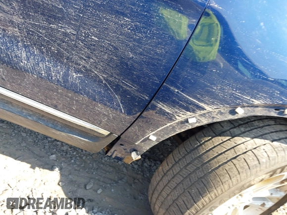 2012 Ford Explorer XLT с VIN 1FMHK8D83CGA18933, выставлен на аукционе IAAI как лот 42717440 с пробегом 182 555 миль миль и . История ставок и продаж доступна на DreamBid. Изображение 17.