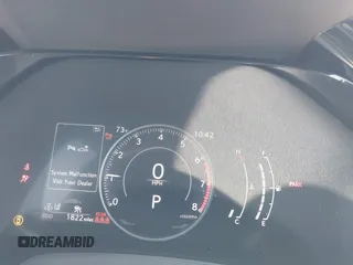 2024 Lexus RX 350 z VIN 2T2BAMBA8RC050498, wystawiony jako IAAI lot #41826928 z przebiegiem 1822 mil mil oraz . Historia ofert i sprzedaży dostępna na DreamBid. Obrazek 7.