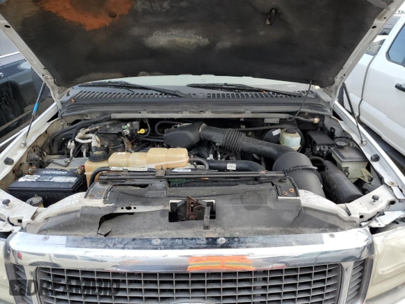 2001 Ford Excursion Limited z VIN 1FMNU42L31EA08652, wystawiony jako Copart lot #75287504 z przebiegiem 474 232 mil mil oraz Szkoda całkowita • Salvage title. Historia ofert i sprzedaży dostępna na DreamBid. Obrazek 11.