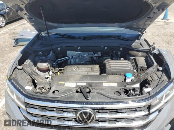 2023 Volkswagen Atlas SE with VIN 1V2WC2CA3PC226946, listed as a Copart auction lot 70226934 with 11,529 mi miles and Salvage title. Bid and sale history available at DreamBid. Image 12.