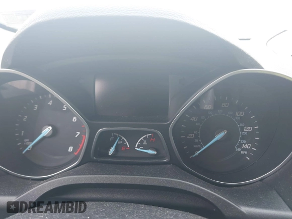 2015 Ford Escape SE with VIN 1FMCU0GX0FUB57156, listed as a IAAI auction lot 42201926 with Not Provided miles. Bid and sale history available at carsss.com. Image 7.
