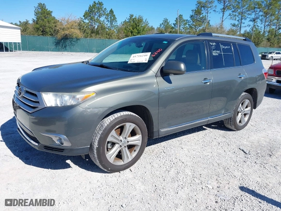 2012 Toyota Highlander Limited with VIN 5TDYK3EH7CS054667, listed as a IAAI auction lot 41716240 with 234,682 mi miles. Bid and sale history available at carsss.com. Image 2.