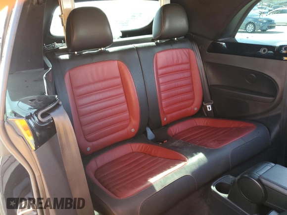 2015 Volkswagen Beetle with VIN 3VW7S7ATXFM801130, listed as a Copart auction lot 78613304 with 102,813 mi miles and Clean Title. Bid and sale history available at DreamBid. Image 10.