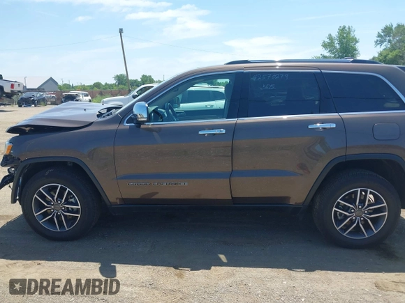 2020 Jeep Grand Cherokee Limited with VIN 1C4RJFBG3LC390502, listed as a IAAI auction lot 42570279 with 36,037 mi miles and . Bid and sale history available at DreamBid. Image 14.