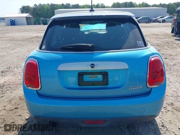 2015 MINI Hardtop 4 Door with VIN WMWXS5C56FT831505, listed as a IAAI auction lot 42155398 with 95,693 mi miles and . Bid and sale history available at DreamBid. Image 16.
