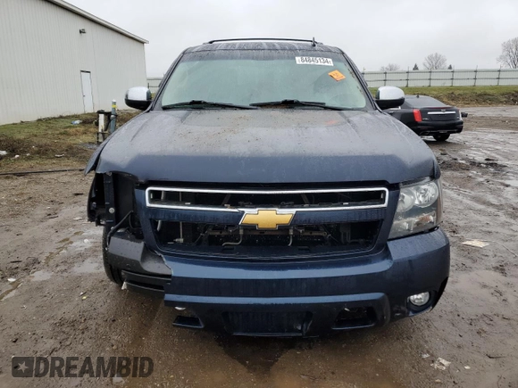 2013 Chevrolet Tahoe LS с VIN 1GNSKAE09DR219596, выставлен на аукционе Copart как лот 84845134 с пробегом Не указан миль и Чистый • Clean title. История ставок и продаж доступна на DreamBid. Изображение 5.