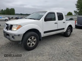 2005 Nissan Frontier LE z VIN 1N6AD07W05C460300, wystawiony jako Copart lot #56998635 z przebiegiem 200 781 mil mil oraz Czysty tytuł • Clean title. Historia ofert i sprzedaży dostępna na DreamBid. Obrazek 1.