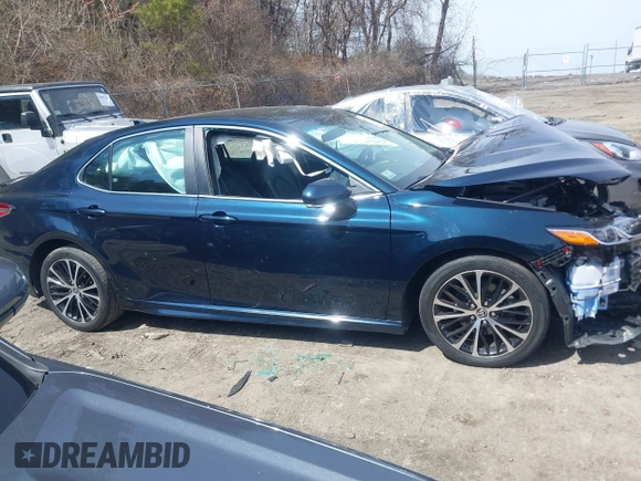 2020 Toyota Camry SE z VIN 4T1G11BKXLU002444, wystawiony jako IAAI lot #41948501 z przebiegiem 53 902 mil mil oraz . Historia ofert i sprzedaży dostępna na DreamBid. Obrazek 13.