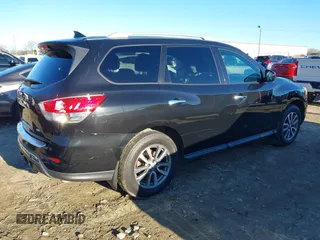 2016 Nissan Pathfinder S with VIN 5N1AR2MN4GC664558, listed as a IAAI auction lot 41310709 with 120,121 mi miles and . Bid and sale history available at DreamBid. Image 4.