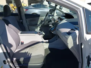2017 Toyota Prius v Two with VIN JTDZN3EU4HJ066269, listed as a IAAI auction lot 41648895 with 130,727 mi miles. Bid and sale history available at carsss.com. Image 5.