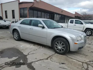 2010 Chrysler 300 Touring with VIN 2C3CK5CV6AH181764, listed as a Copart auction lot 43519965 with 200,015 mi miles and Salvage Title. Bid and sale history available at carsss.com. Image 4.