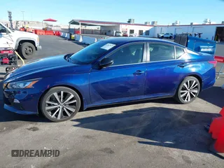 2021 Nissan Altima 2.5 SR with VIN 1N4BL4CV5MN328219, listed as a IAAI auction lot 41287515 with 39,883 mi miles. Bid and sale history available at carsss.com. Image 14.
