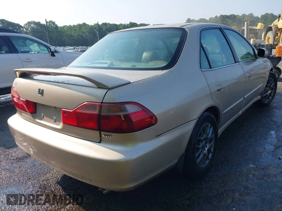 2000 Honda Accord EX z VIN 1HGCG1654YA078659, wystawiony jako IAAI lot #42430793 z przebiegiem 256 567 mil mil oraz . Historia ofert i sprzedaży dostępna na DreamBid. Obrazek 4.