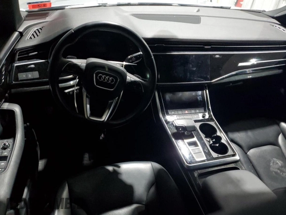 2020 Audi Q7 Premium Plus with VIN WA1LJAF71LD013450, listed as a Copart auction lot 44107015 with 74,335 mi miles and Salvage title. Bid and sale history available at DreamBid. Image 8.