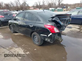 2016 Nissan Versa S with VIN 3N1CN7AP2GL842700, listed as a IAAI auction lot 41844095 with 117,206 mi miles. Bid and sale history available at carsss.com. Image 3.