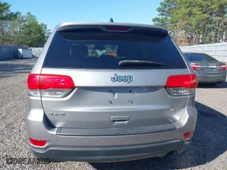 2014 Jeep Grand Cherokee Laredo with VIN 1C4RJFAG4EC262337, listed as a IAAI auction lot 42078923 with 203,894 mi miles. Bid and sale history available at carsss.com. Image 16.