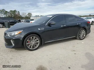 2017 Kia Optima SX Limited with VIN 5XXGV4L29HG151613, listed as a Copart auction lot 83030574 with 104,439 mi miles and Salvage Title. Bid and sale history available at carsss.com. Image 1.