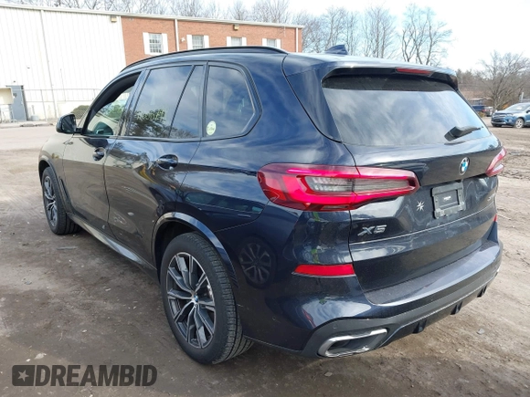 2022 BMW X5 xDrive40i z VIN 5UXCR6C0XN9J12212, wystawiony jako IAAI lot #41656748 z przebiegiem 30 740 mil mil oraz . Historia ofert i sprzedaży dostępna na DreamBid. Obrazek 3.
