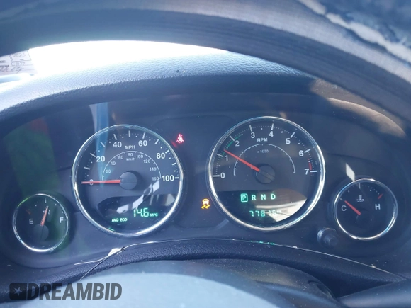 2018 Jeep Wrangler JK Unlimited Sport with VIN 1C4BJWDG6JL824178, listed as a IAAI auction lot 41420336 with 77,816 mi miles. Bid and sale history available at carsss.com. Image 7.