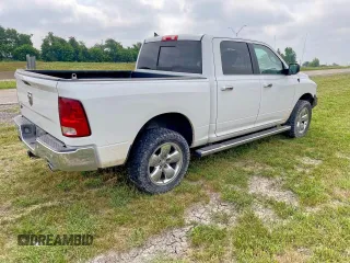 2015 Ram 1500 Outdoorsman z VIN 1C6RR7LM1FS688552, wystawiony jako Copart lot #57871575 z przebiegiem Nie podano mil oraz Czysty tytuł • Clean title. Historia ofert i sprzedaży dostępna na DreamBid. Obrazek 4.