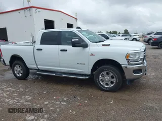 2024 Ram 2500 Big Horn with VIN 3C6UR5DL1RG233118, listed as a IAAI auction lot 42635680 with 46,755 mi miles and . Bid and sale history available at DreamBid. Image 13.