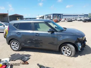 2024 Kia Soul LX with VIN KNDJ23AU3R7921070, listed as a IAAI auction lot 41850953 with 6,020 mi miles. Bid and sale history available at carsss.com. Image 14.