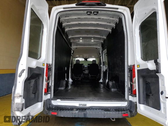 2023 Ford Transit Cargo z VIN 1FTBR3X8XPKA82734, wystawiony jako Copart lot #57962415 z przebiegiem 53 505 mil mil oraz Tytuł czysty. Historia ofert i sprzedaży dostępna na DreamBid. Obrazek 10.