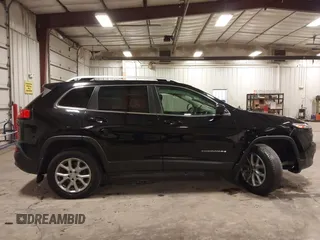 2017 Jeep Cherokee Latitude с VIN 1C4PJMCB6HD227326, выставлен на аукционе IAAI как лот 42181798 с пробегом 147 962 миль миль и . История ставок и продаж доступна на DreamBid. Изображение 13.