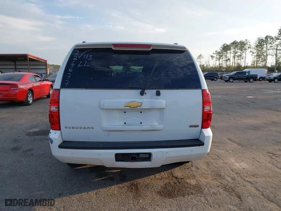 2012 Chevrolet Suburban LT with VIN 1GNSCJE06CR226677, listed as a IAAI auction lot 41403380 with 199,213 mi miles. Bid and sale history available at carsss.com. Image 16.