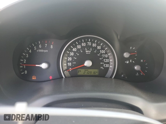 2009 Kia Sedona LX with VIN KNDMB233896315104, listed as a Copart auction lot 74995564 with 210,916 mi miles and Salvage Title. Bid and sale history available at carsss.com. Image 9.