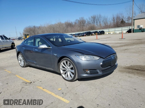 2014 Tesla Model S 60 with VIN 5YJSA1S17EFP47508, listed as a Copart auction lot 47589275 with 108,151 mi miles and Salvage Title. Bid and sale history available at DreamBid. Image 4.