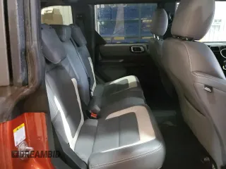 2022 Ford Bronco z VIN 1FMDE5BH9NLB59829, wystawiony jako Copart lot #43085555 z przebiegiem 16 727 mil mil oraz Czysty tytuł • Clean title. Historia ofert i sprzedaży dostępna na DreamBid. Obrazek 11.