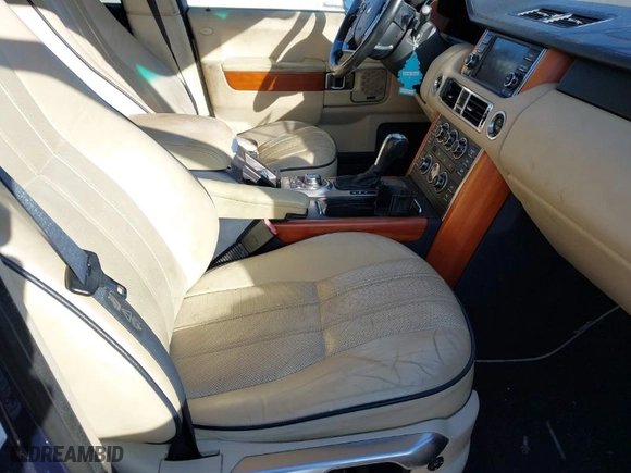 2011 Land Rover Range Rover SC with VIN SALMF1E4XBA337704, listed as a IAAI auction lot 41432418 with 999,999 mi miles. Bid and sale history available at carsss.com. Image 5.