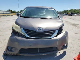 2011 Toyota Sienna LE AAS с VIN 5TDKK3DC4BS046973, выставлен на аукционе Copart как лот 58083875 с пробегом 322 399 миль миль и Списание • Salvage title. История ставок и продаж доступна на DreamBid. Изображение 5.