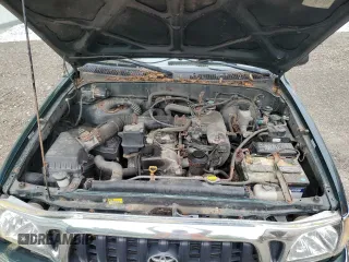 2001 Toyota Tacoma z VIN 5TEWM72NX1Z774693, wystawiony jako Copart lot #60208025 z przebiegiem 285 972 mil mil oraz Czysty tytuł • Clean title. Historia ofert i sprzedaży dostępna na DreamBid. Obrazek 11.