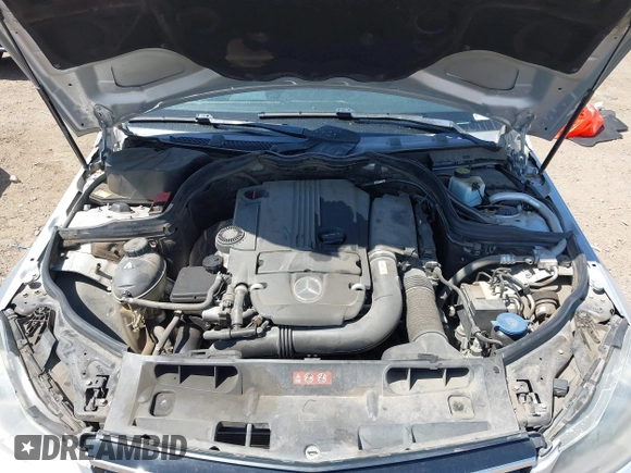 2014 Mercedes-Benz C 250 Sport с VIN WDDGF4HB1EA933861, выставлен на аукционе IAAI как лот 42518063 с пробегом 193 736 миль миль и . История ставок и продаж доступна на DreamBid. Изображение 10.