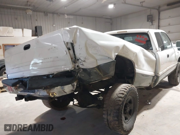 2001 Dodge 2500 with VIN 1B7KF23701J537958, listed as a IAAI auction lot 40478428 with 227,209 mi miles and . Bid and sale history available at DreamBid. Image 6.