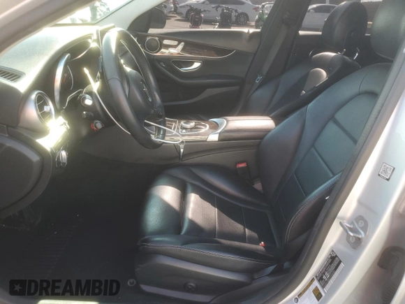 2018 Mercedes-Benz C 300 с VIN 55SWF4JB8JU258588, выставлен на аукционе Copart как лот 60350455 с пробегом 89 500 миль миль и Списание • Salvage title. История ставок и продаж доступна на DreamBid. Изображение 7.