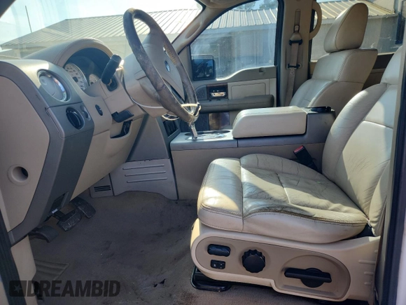 2004 Ford F-150 XLT with VIN 1FTPW14564KC55156, listed as a Copart auction lot 62380035 with 254,120 mi miles and Clean title. Bid and sale history available at DreamBid. Image 7.