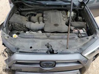 2020 Toyota 4Runner SR5 with VIN JTEBU5JR7L5795512, listed as a Copart auction lot 46930035 with 69,644 mi miles and Salvage Title. Bid and sale history available at carsss.com. Image 11.