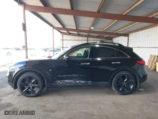 2016 Infiniti QX70 with VIN JN8CS1MW2GM752589, listed as a IAAI auction lot 41826357 with 142,469 mi miles. Bid and sale history available at carsss.com. Image 6.