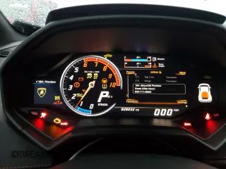 2017 Lamborghini Huracan z VIN ZHWUC2ZF5HLA08238, wystawiony jako Copart lot #80976764 z przebiegiem 28 932 mil mil oraz Szkoda całkowita • Salvage title. Historia ofert i sprzedaży dostępna na DreamBid. Obrazek 9.