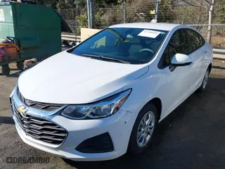 2019 Chevrolet Cruze LS with VIN 1G1BC5SM1K7150618, listed as a IAAI auction lot 41710524 with 59,095 mi miles. Bid and sale history available at carsss.com. Image 17.